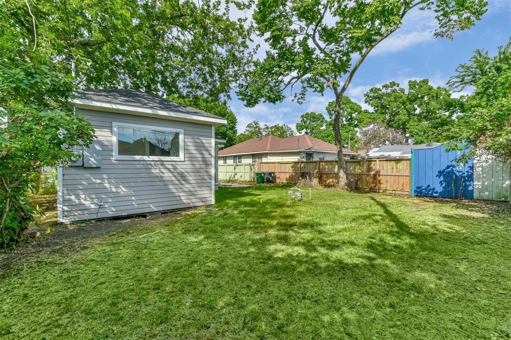 1522 Munger Street, Houston, Texas image 10