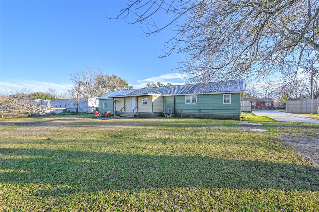 7505 Honeysuckle Lane, Pearland, Texas image 36