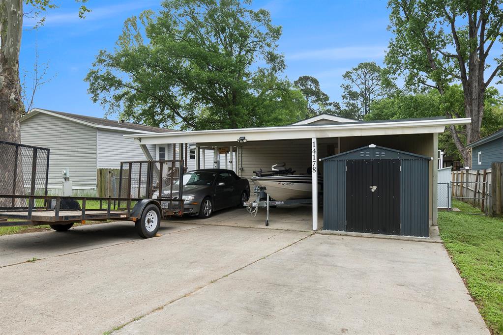 14178 Shadow Bay Drive, Willis, Texas image 7