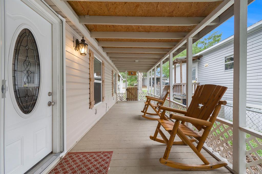 14178 Shadow Bay Drive, Willis, Texas image 5