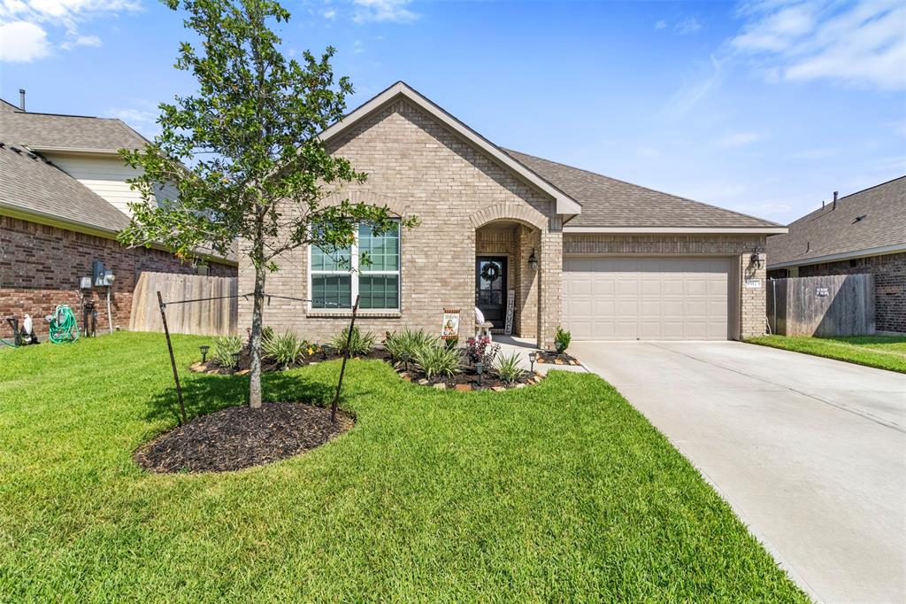 View Alvin, TX 77511 house