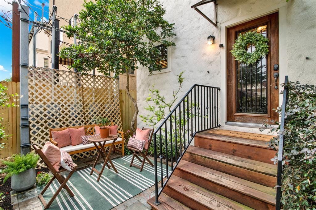 1432 W 21st Street A