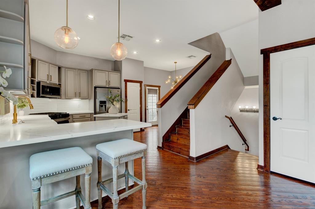 1432 W 21st Street A