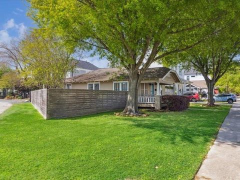 1427 Hall Place Houston TX 77008