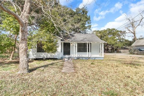 A home in Alvin