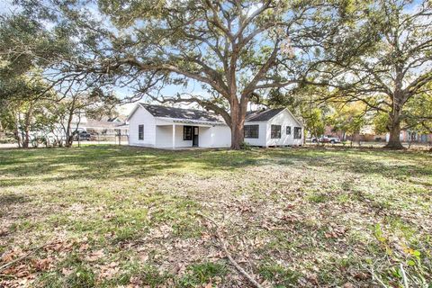 A home in Alvin