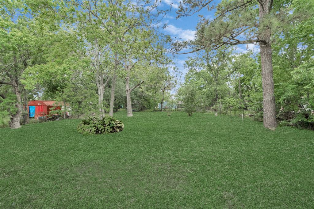 602 Bluebonnet Drive, La Marque, Texas image 6