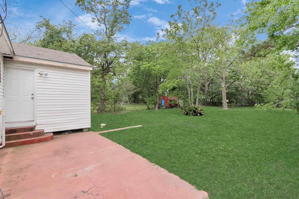 602 Bluebonnet Drive, La Marque, Texas image 5