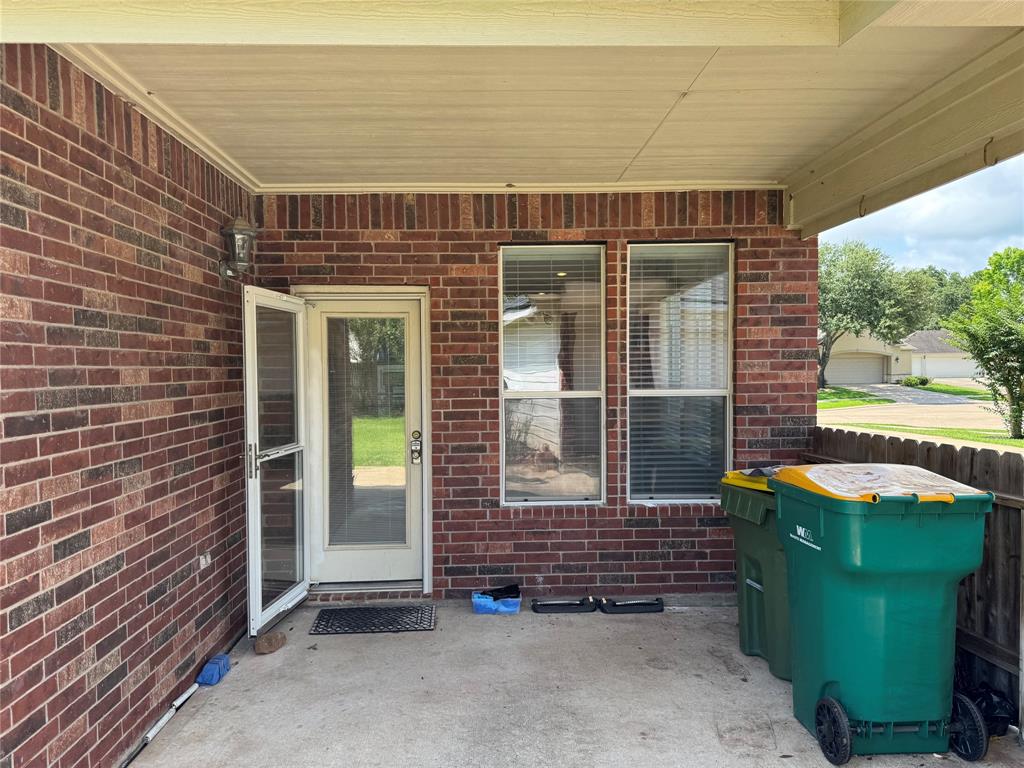 11703 Sterling Brook Street, Pearland, Texas image 43