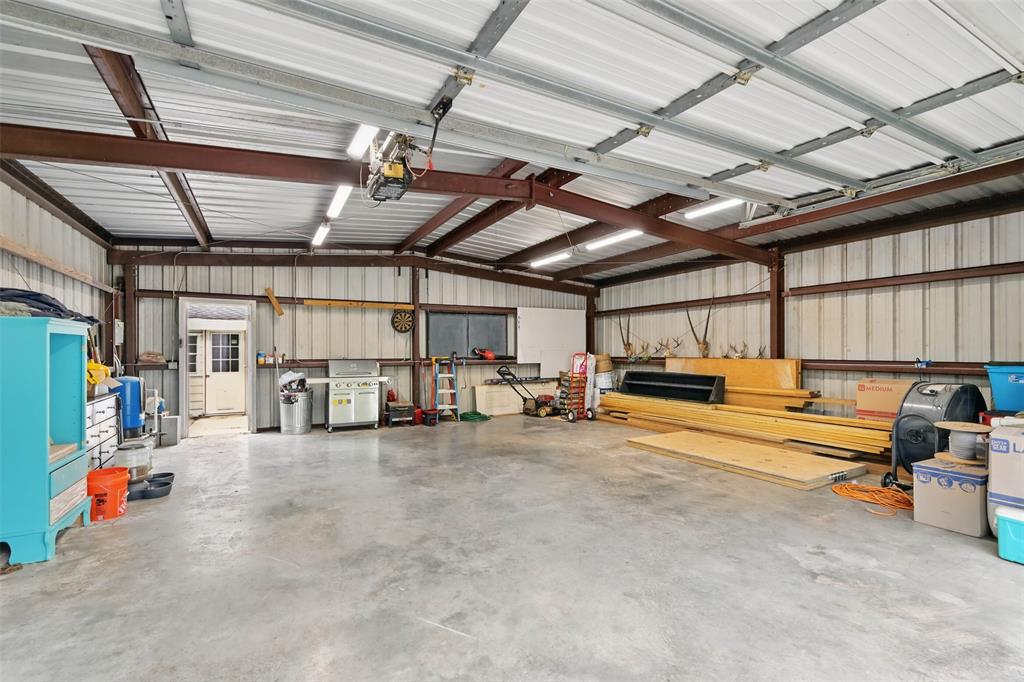 630 N Rockisland Street, Angleton, Texas image 28