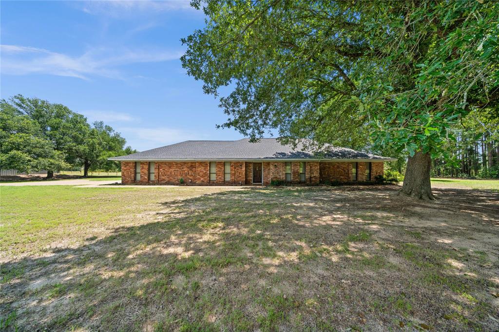 343 County Road 3211, Jacksonville, Texas image 1