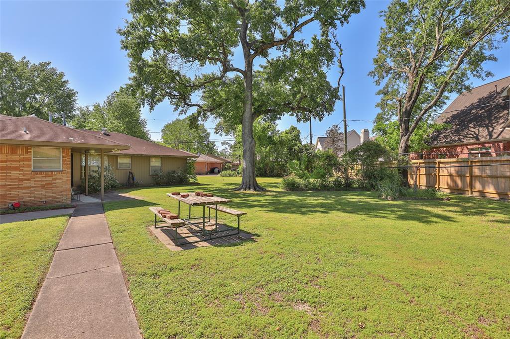 5115 Covington Drive, Houston, Texas image 11
