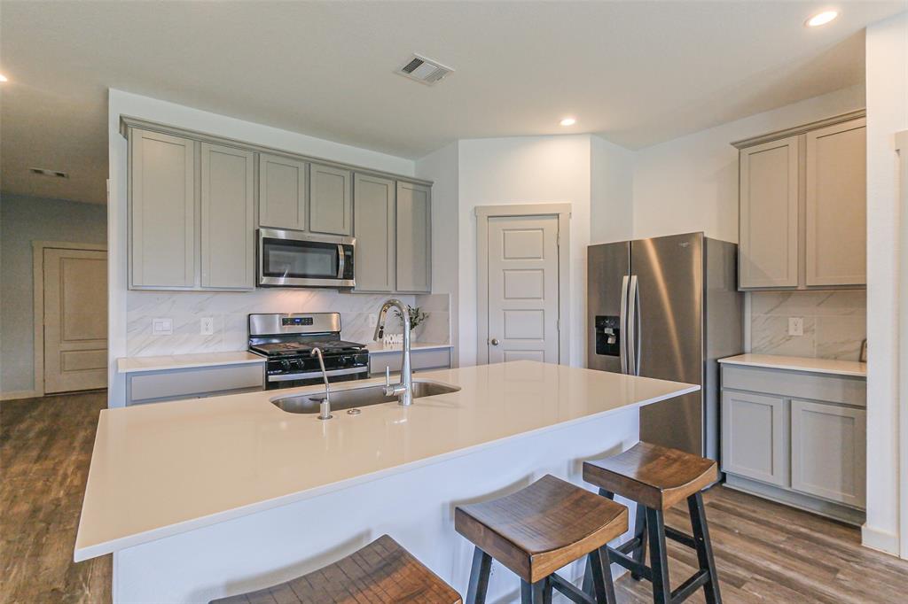 1102 Texel Street, Rosharon, Texas image 3