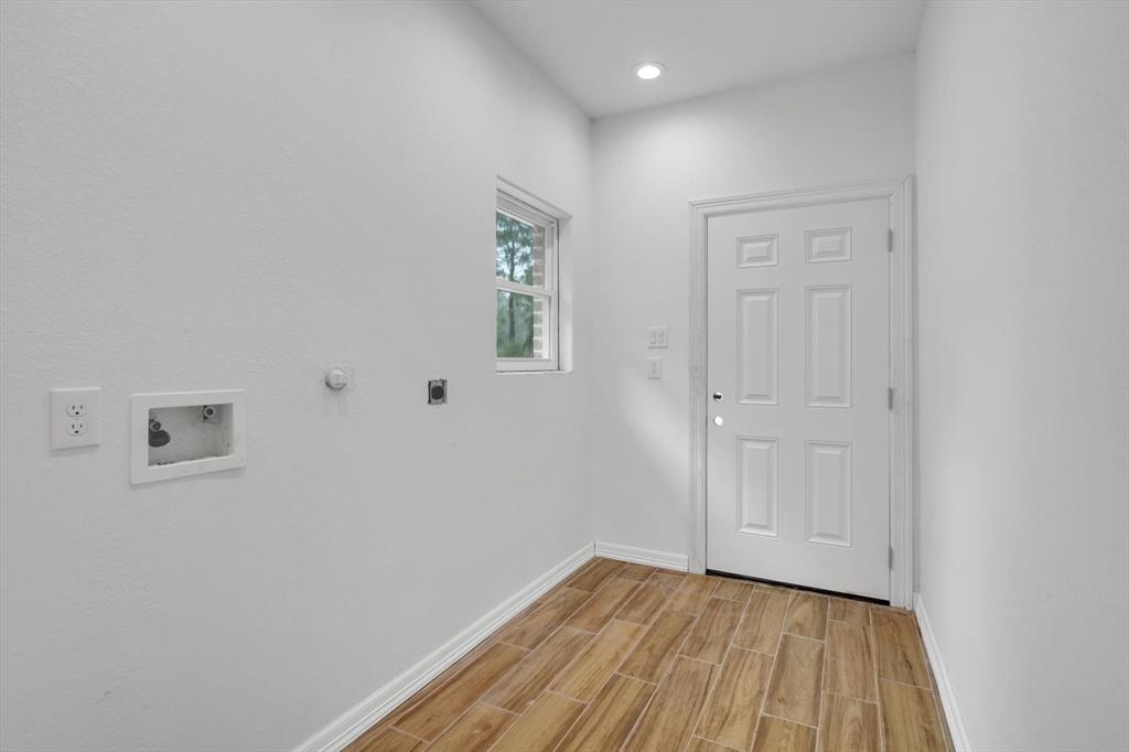 10 Whitewing Street, Dayton, Texas image 25