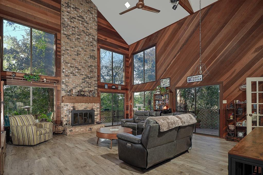 143 Fernsprings Circle, Goodrich, Texas image 5