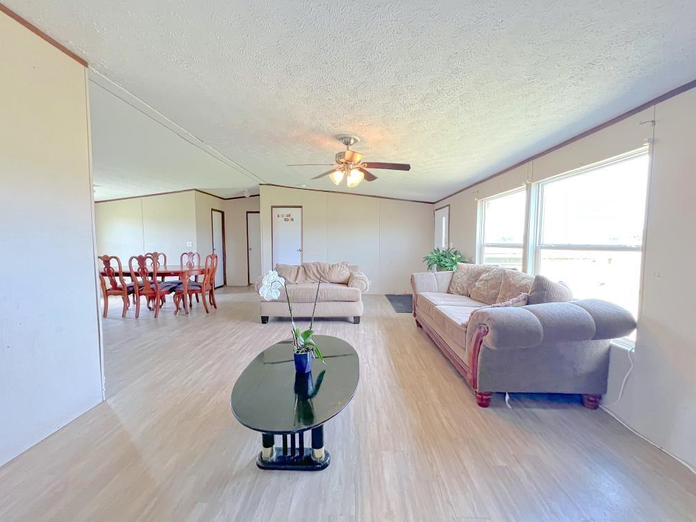 648 County Road 164 Rd, Boling, Texas image 11