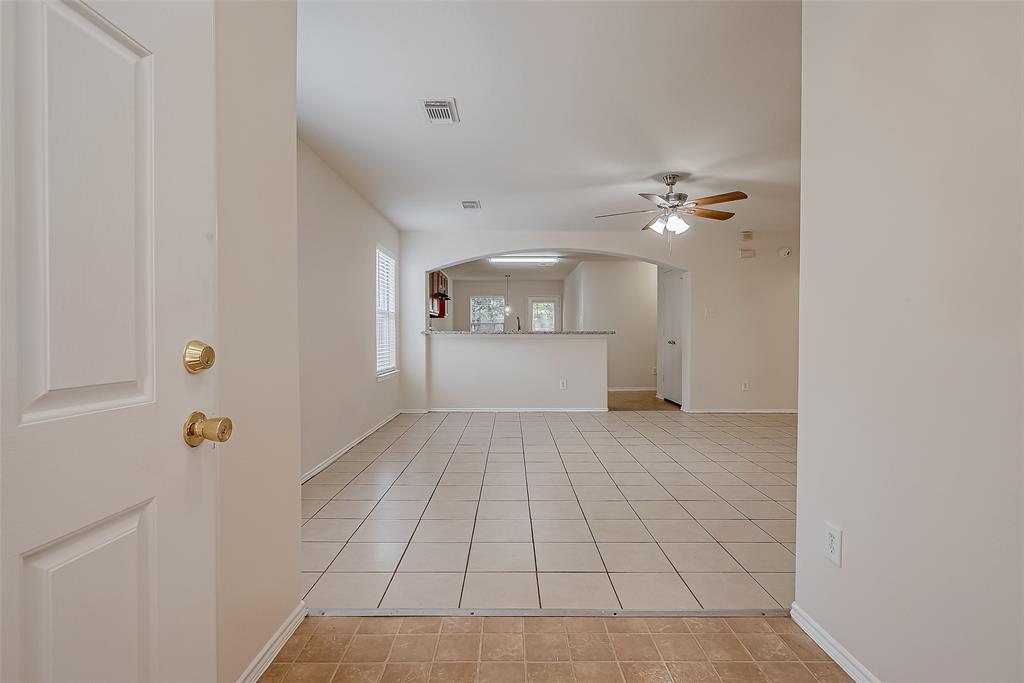 Photo 7 of 41 of 714 Ashlen Drive house