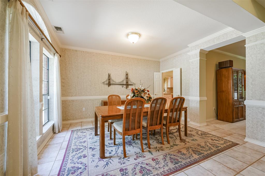 18907 Canoe Crest Court, Humble, Texas image 4