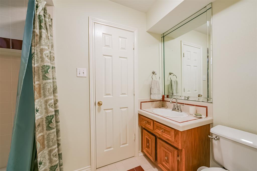 18907 Canoe Crest Court, Humble, Texas image 37