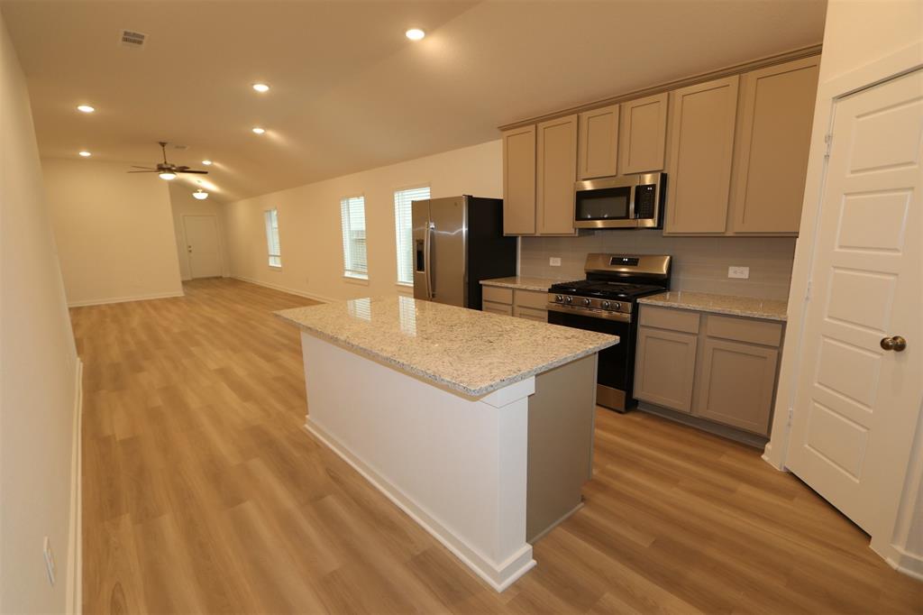 22496 Douglas Court, New Caney, Texas image 2