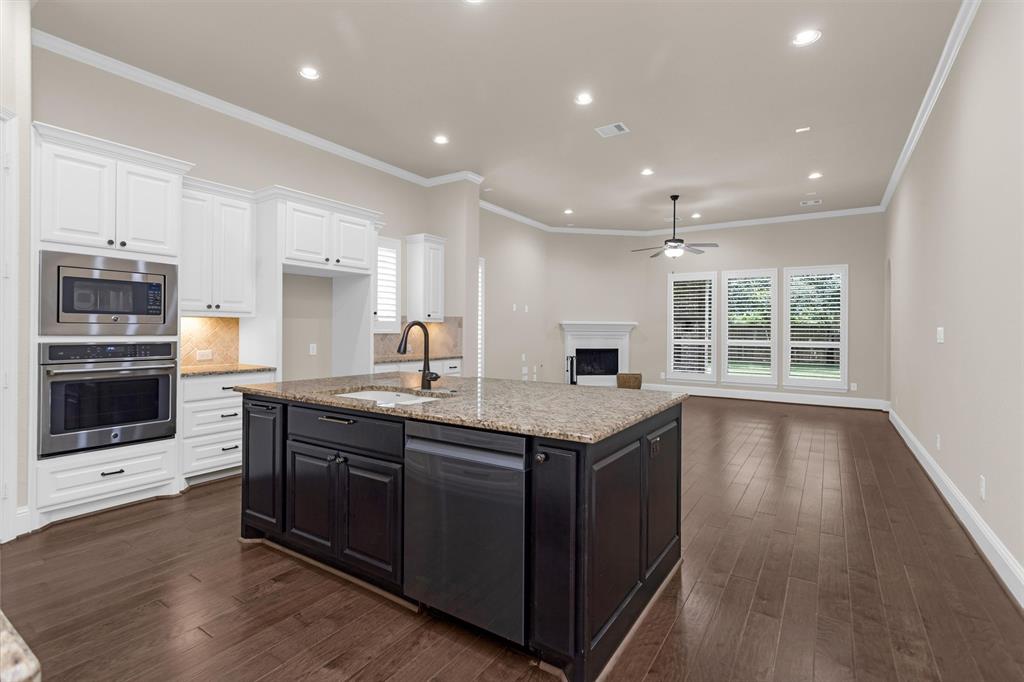 54 N Lochwood Way