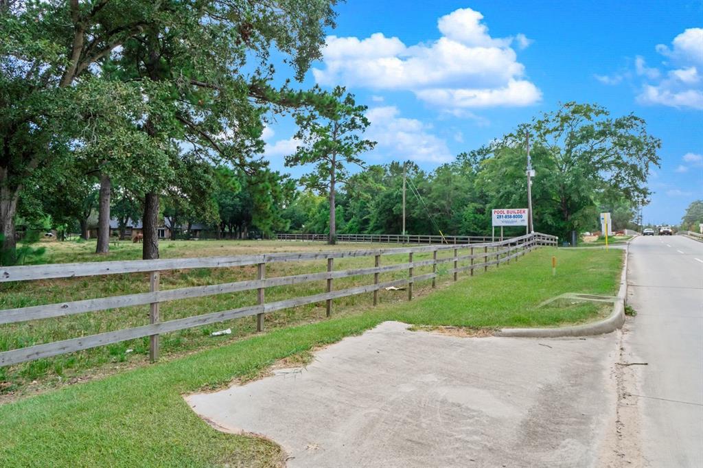 12943 Spring Cypress Road, Tomball, Texas image 10