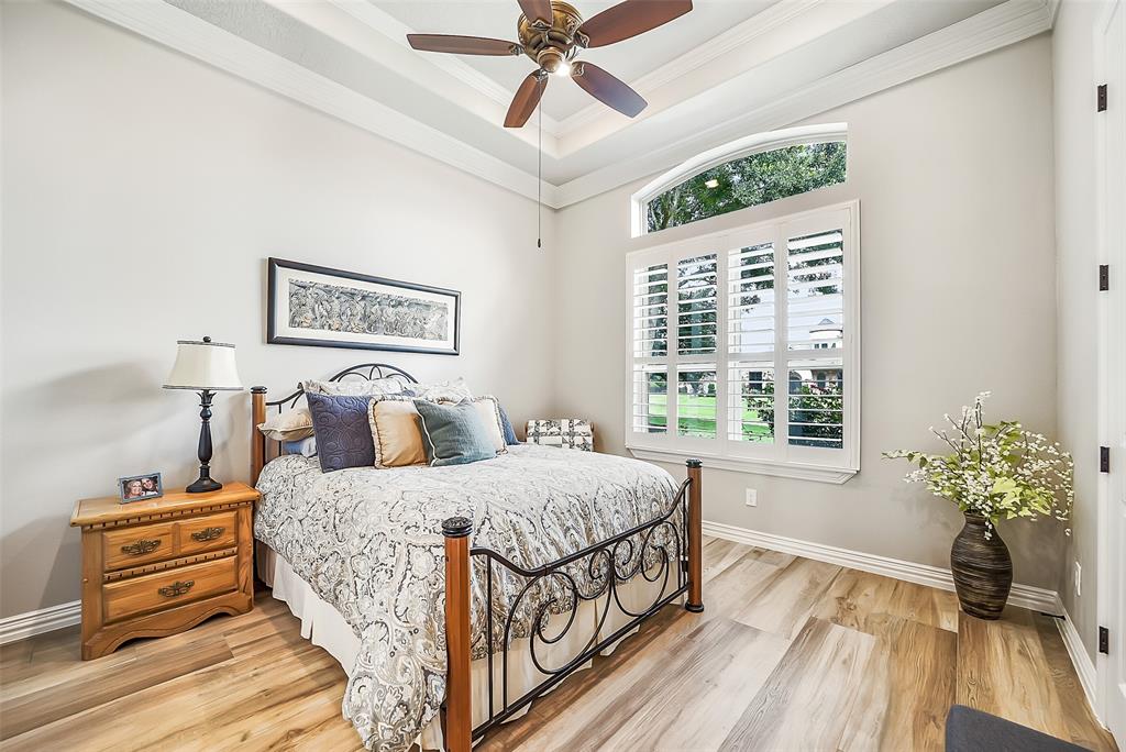 22414 Meadowhurst Circle, Tomball, Texas image 29