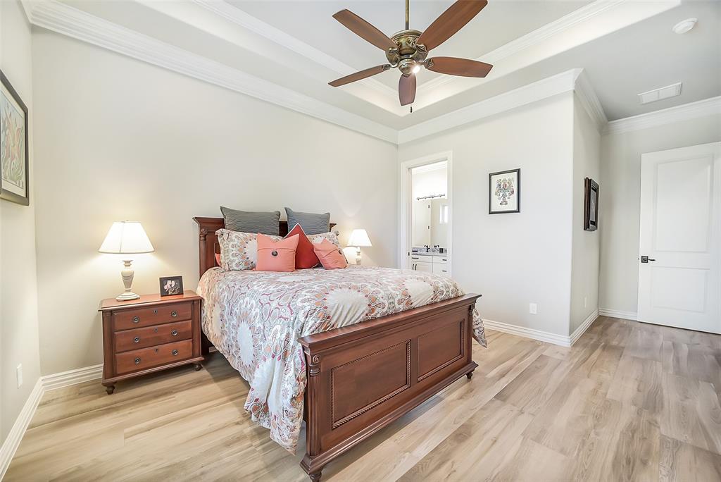 22414 Meadowhurst Circle, Tomball, Texas image 34