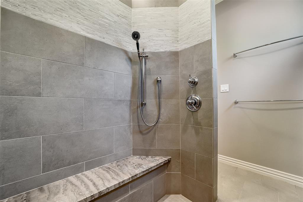 22414 Meadowhurst Circle, Tomball, Texas image 24