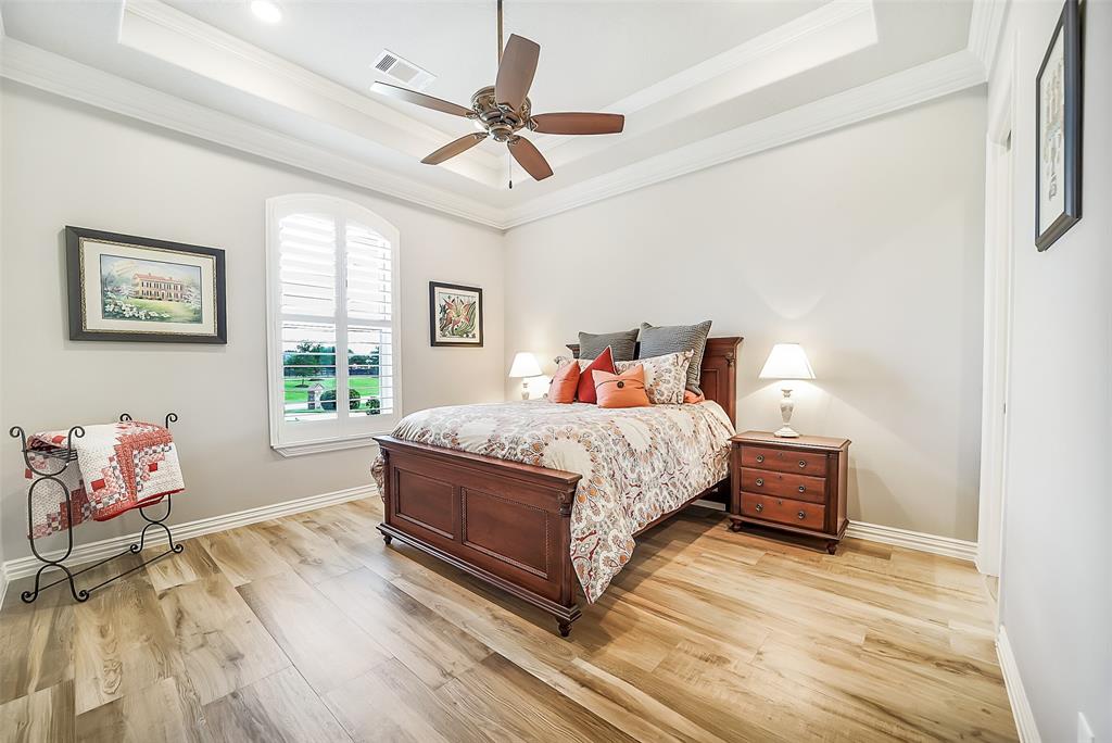 22414 Meadowhurst Circle, Tomball, Texas image 32