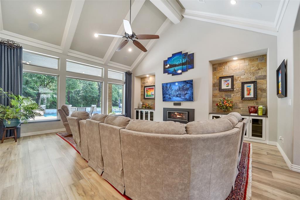 22414 Meadowhurst Circle, Tomball, Texas image 7