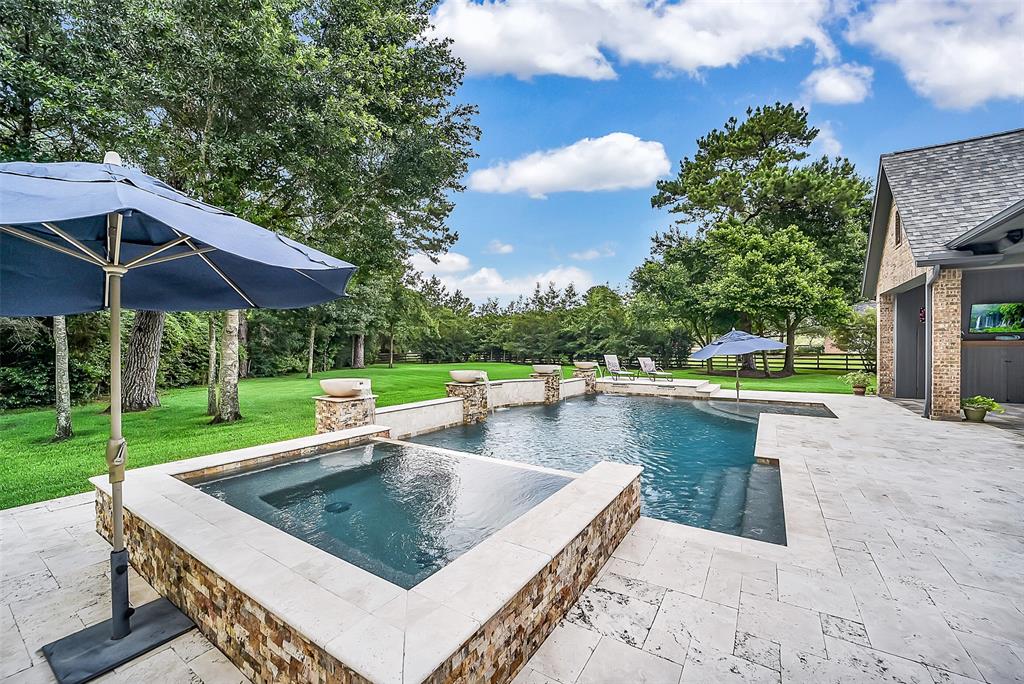 22414 Meadowhurst Circle, Tomball, Texas image 40