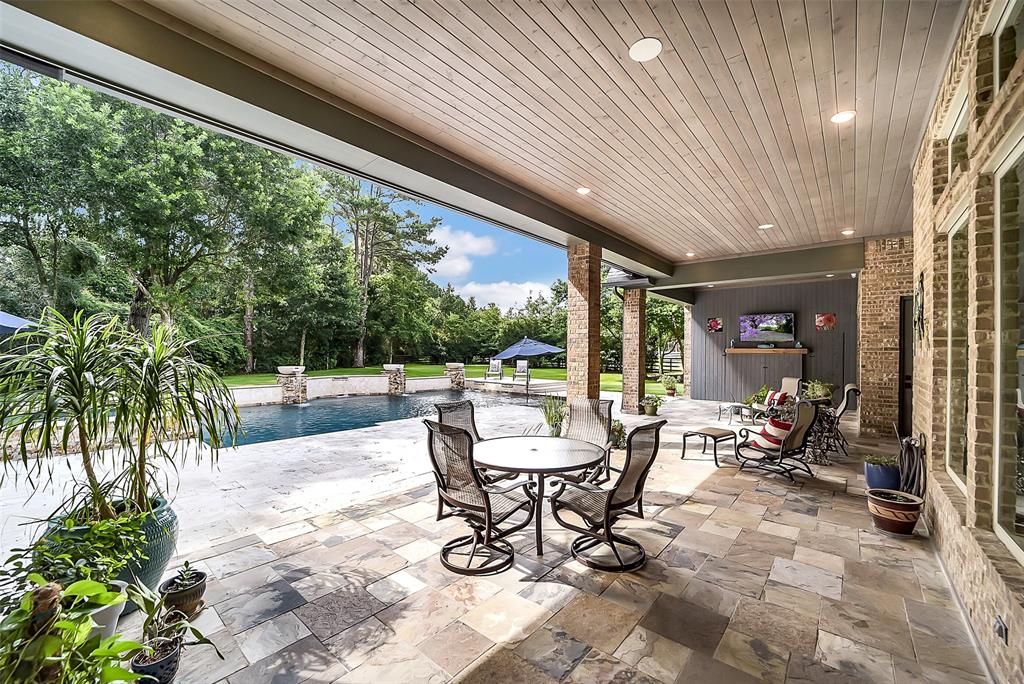 22414 Meadowhurst Circle, Tomball, Texas image 19