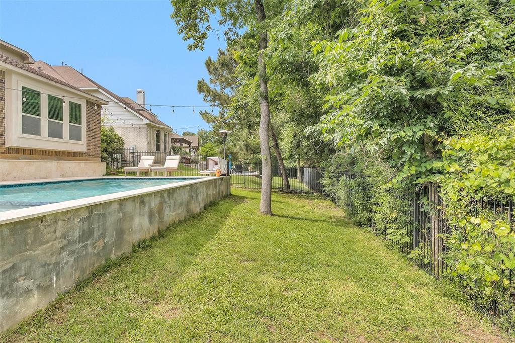 18 Sandwell Place, Spring, Texas image 34