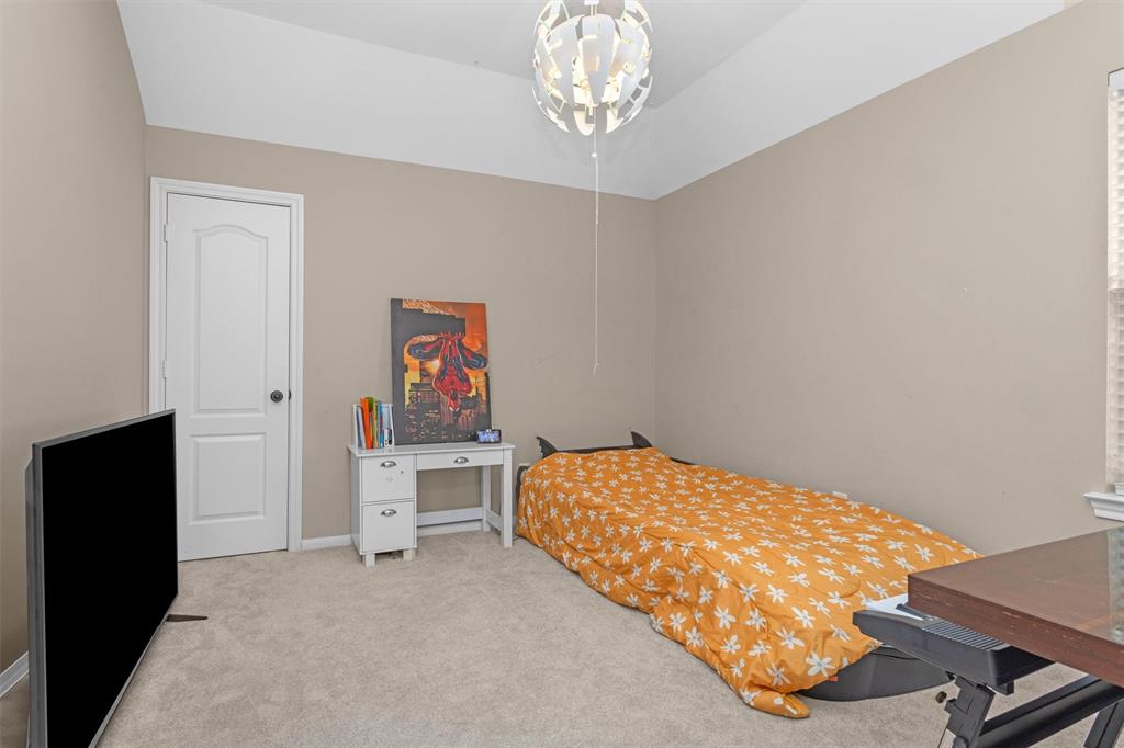 18 Sandwell Place, Spring, Texas image 27