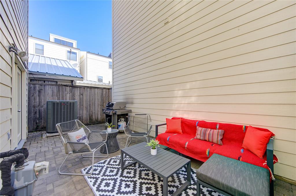 947 W 21st Street, Houston, Texas image 21