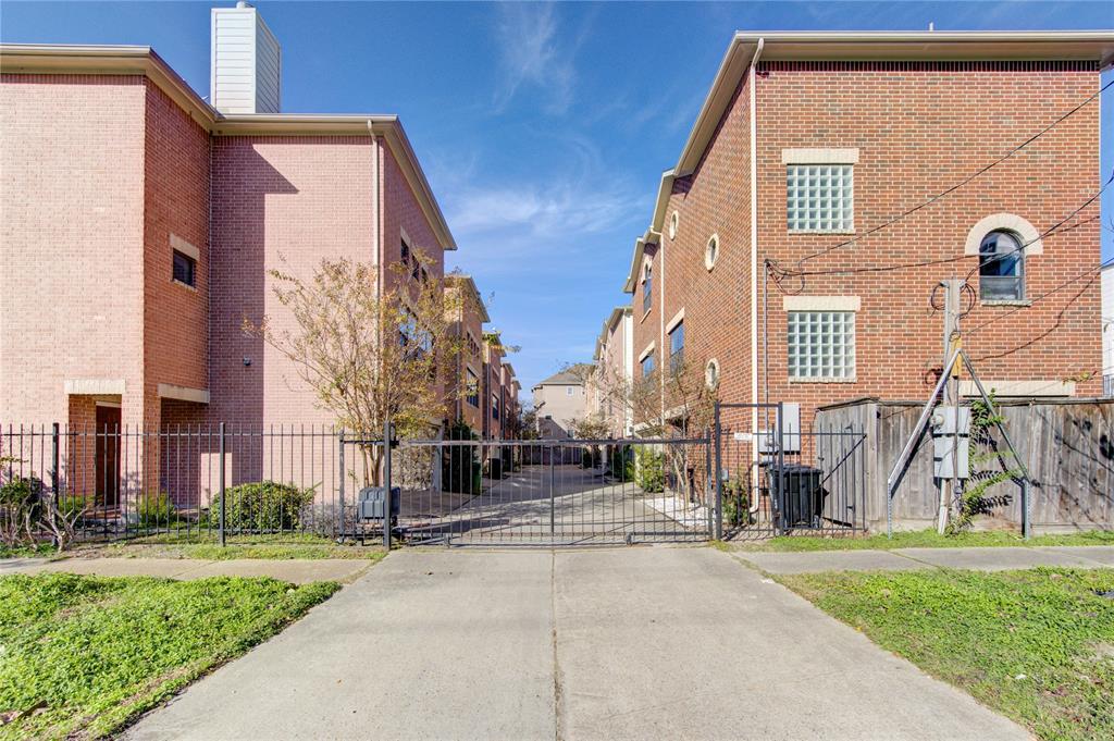 947 W 21st Street, Houston, Texas image 24