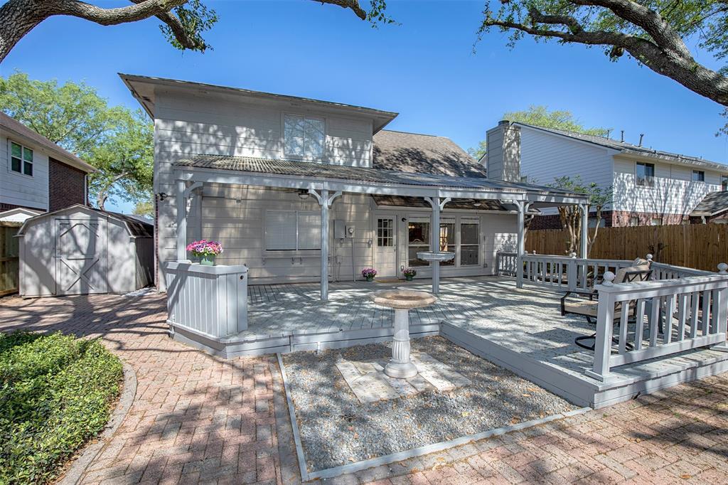 4423 Girl Scout Lane, Friendswood, Texas image 29