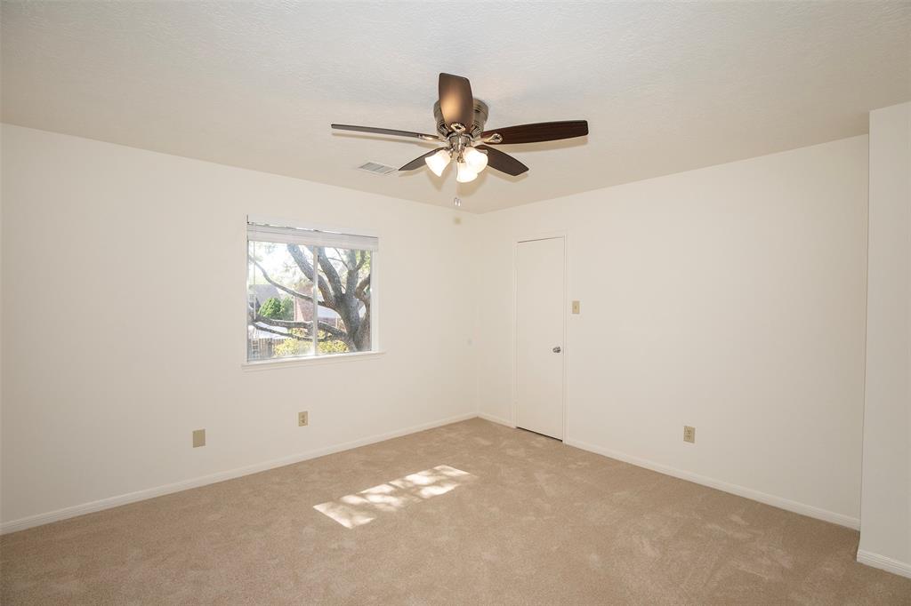 4423 Girl Scout Lane, Friendswood, Texas image 23