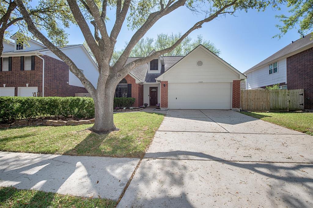 4423 Girl Scout Lane, Friendswood, Texas image 33