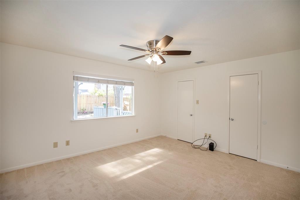 4423 Girl Scout Lane, Friendswood, Texas image 16