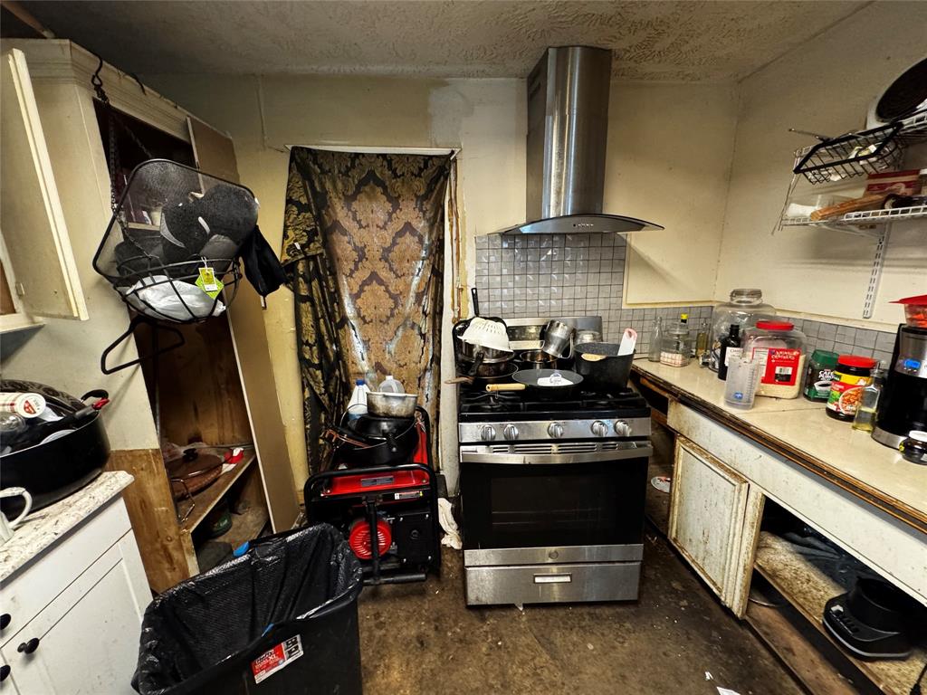 5815 Pershing Street, Houston, Texas image 19