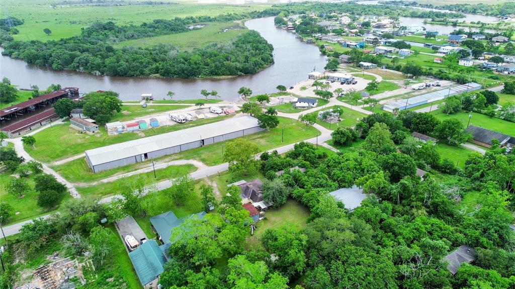 6710 County Road 203, Liverpool, Texas image 31