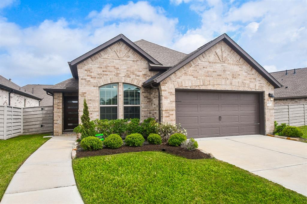 4806 Cedar Butte Lane, Manvel, Texas image 2