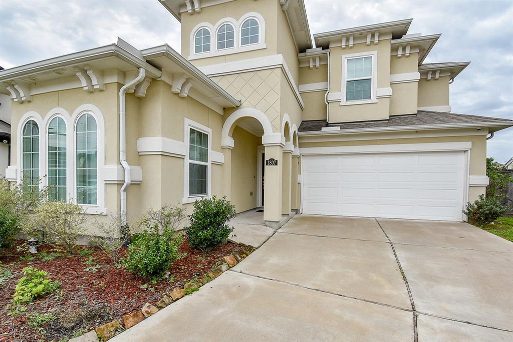 1807 Albert Glade Court