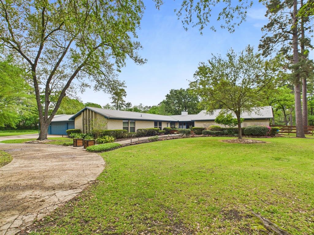 1310 Golden Bear Lane, Kingwood, Texas image 39