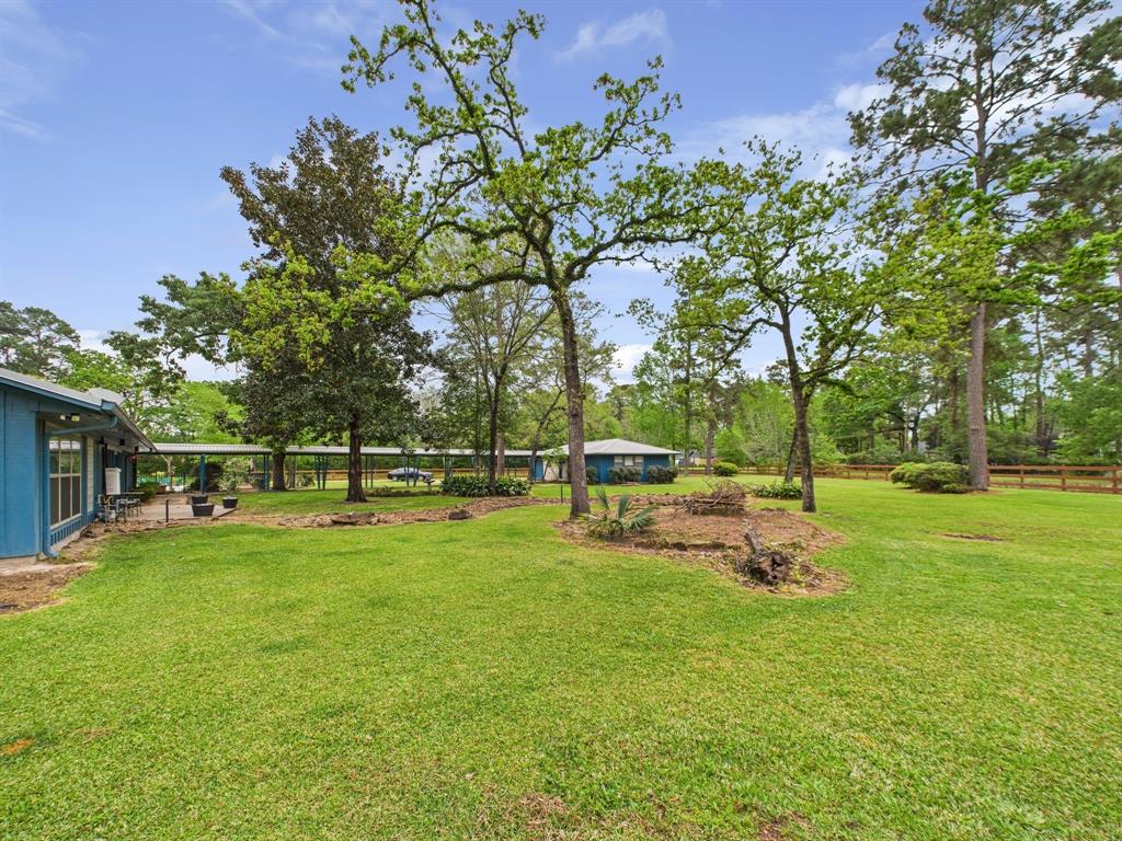 1310 Golden Bear Lane, Kingwood, Texas image 36