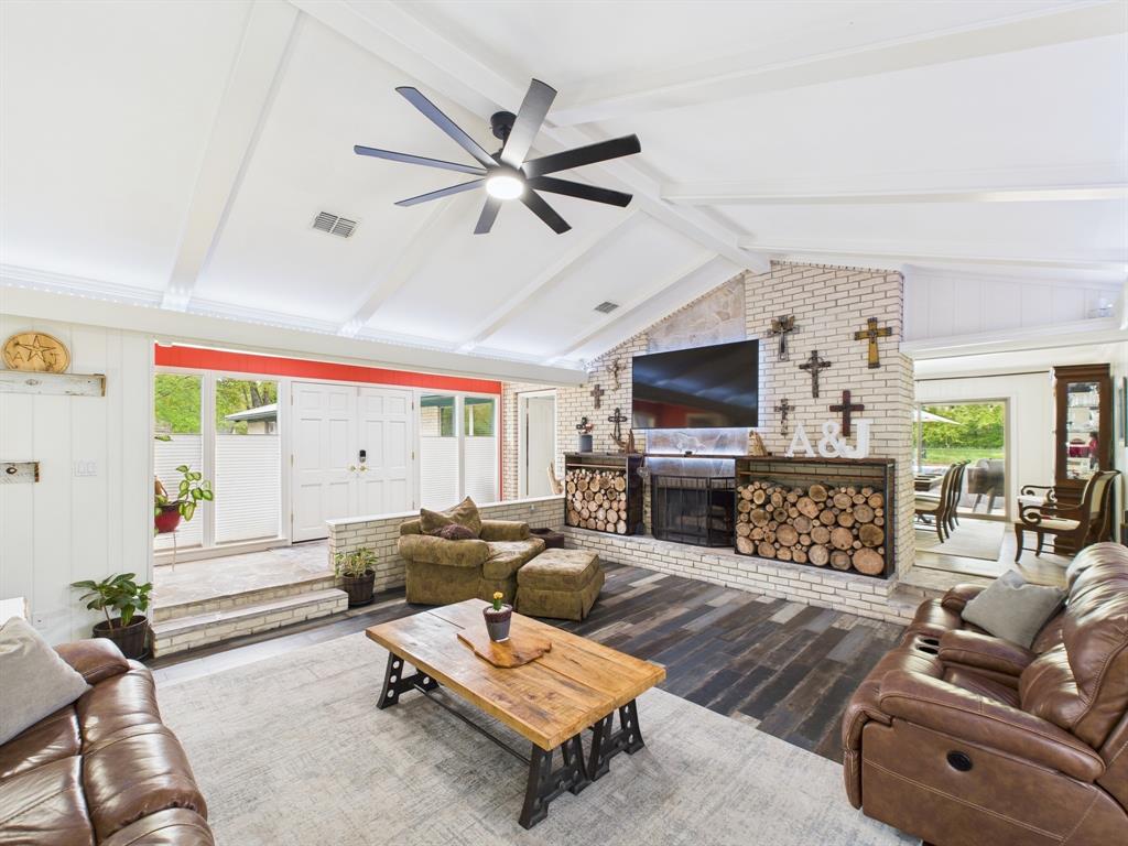 1310 Golden Bear Lane, Kingwood, Texas image 7