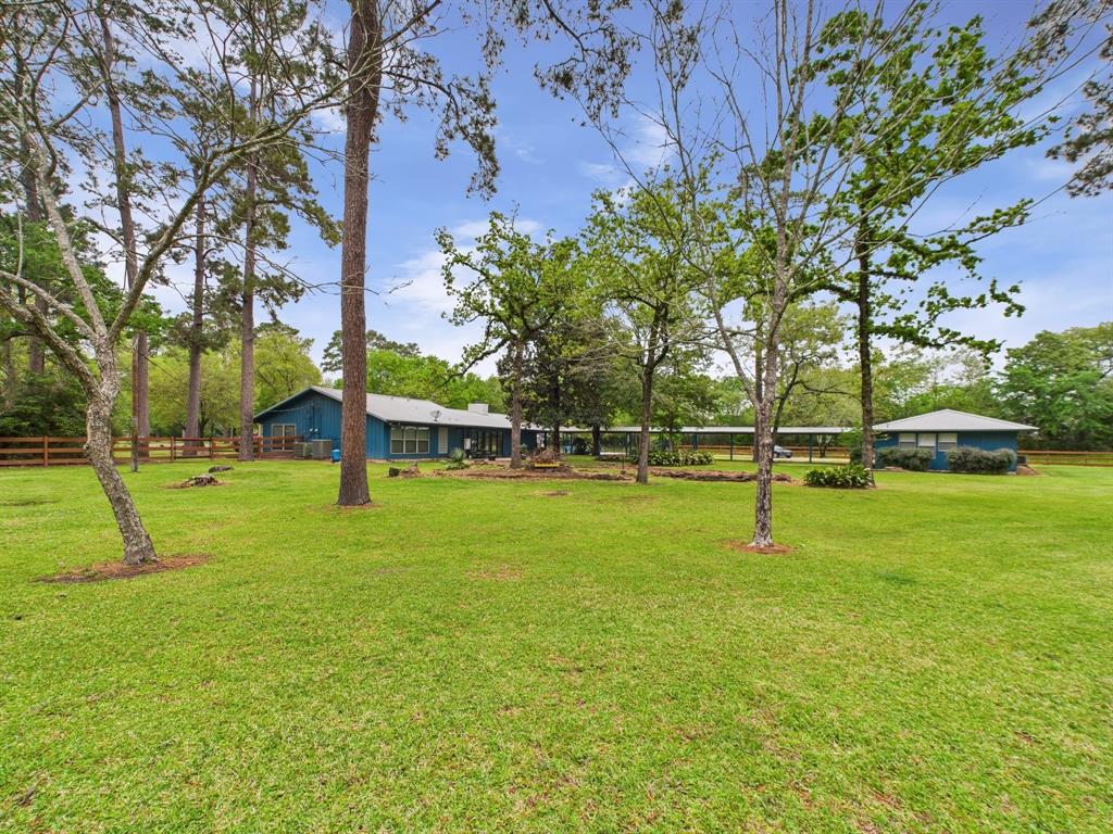 1310 Golden Bear Lane, Kingwood, Texas image 38