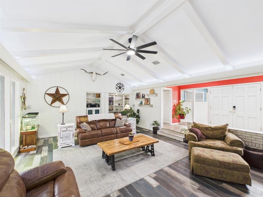 1310 Golden Bear Lane, Kingwood, Texas image 6